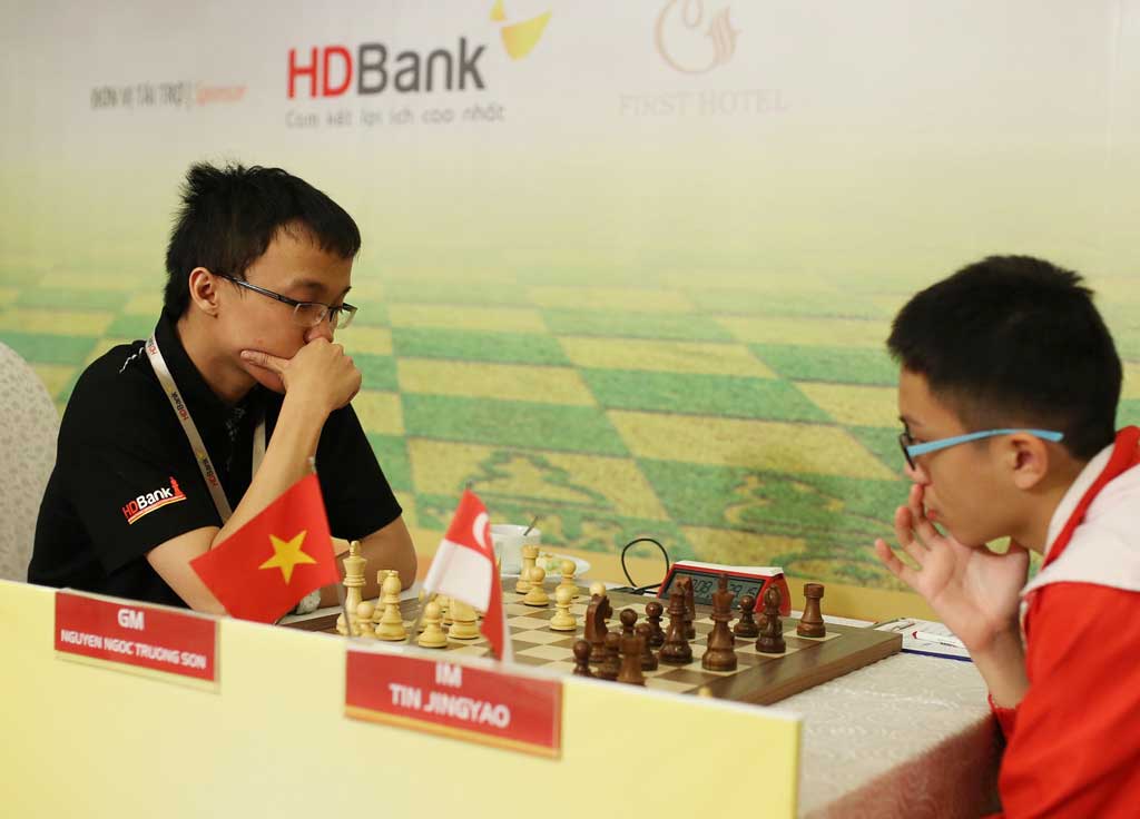 hdbank6 van 2 truong son