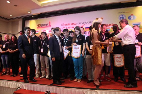 hdbank4_04.jpg