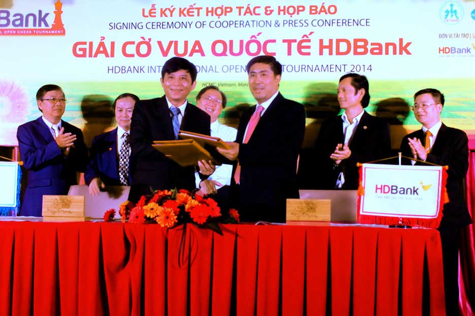 hdbank4 hopbao