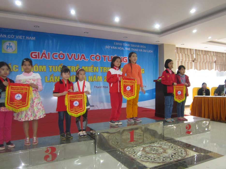 Giai khu vuc mien trung 2014